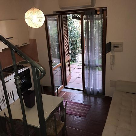 Gemma Delle Mimose Apartman Badesi Kültér fotó